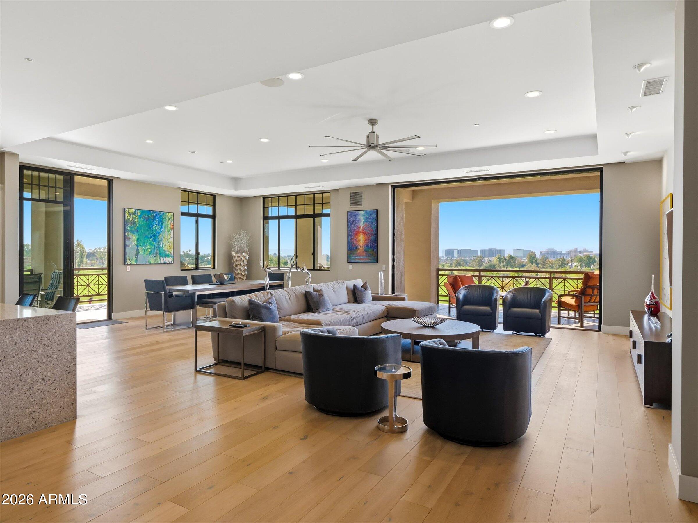 2 BILTMORE Estate 211