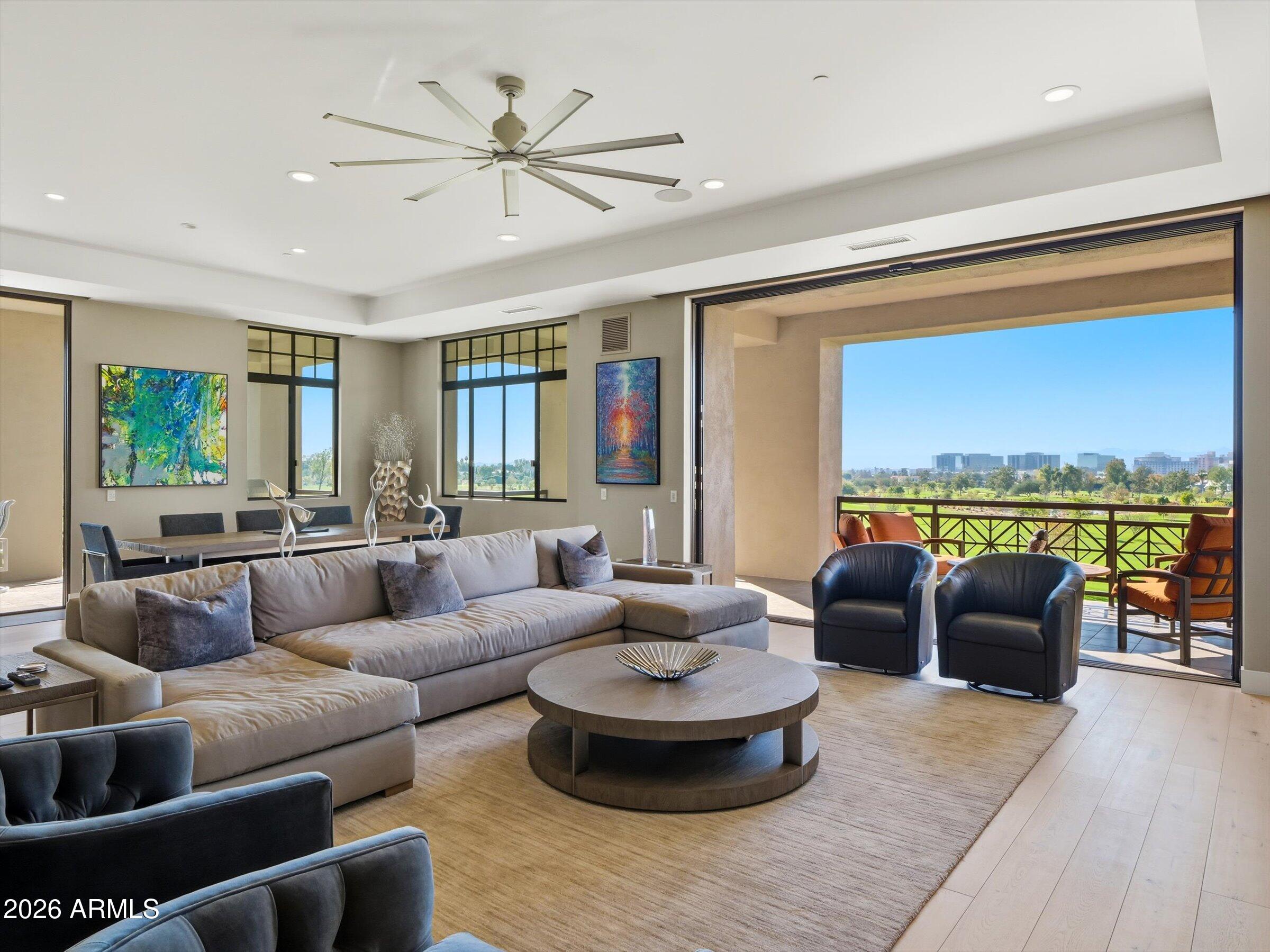 2 BILTMORE Estate 211