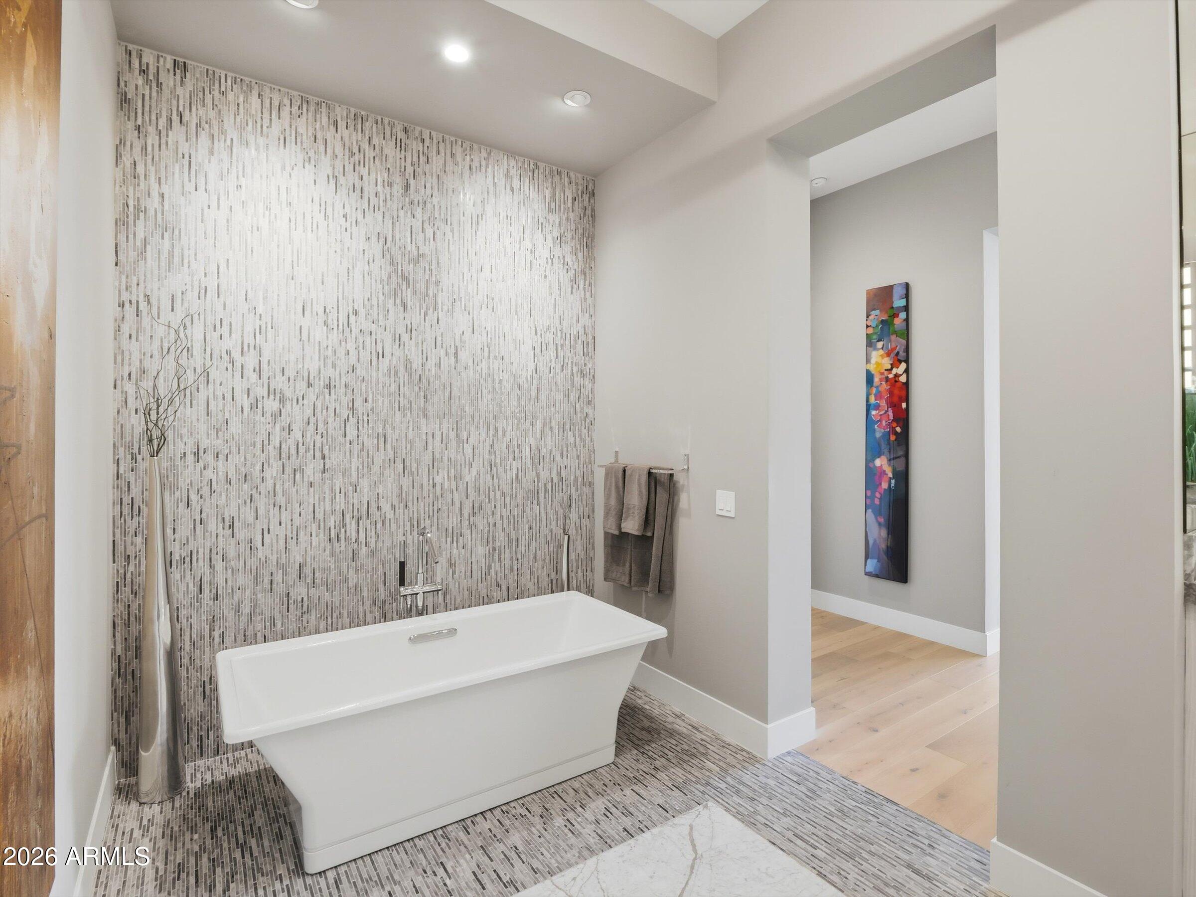 2 BILTMORE Estate 211