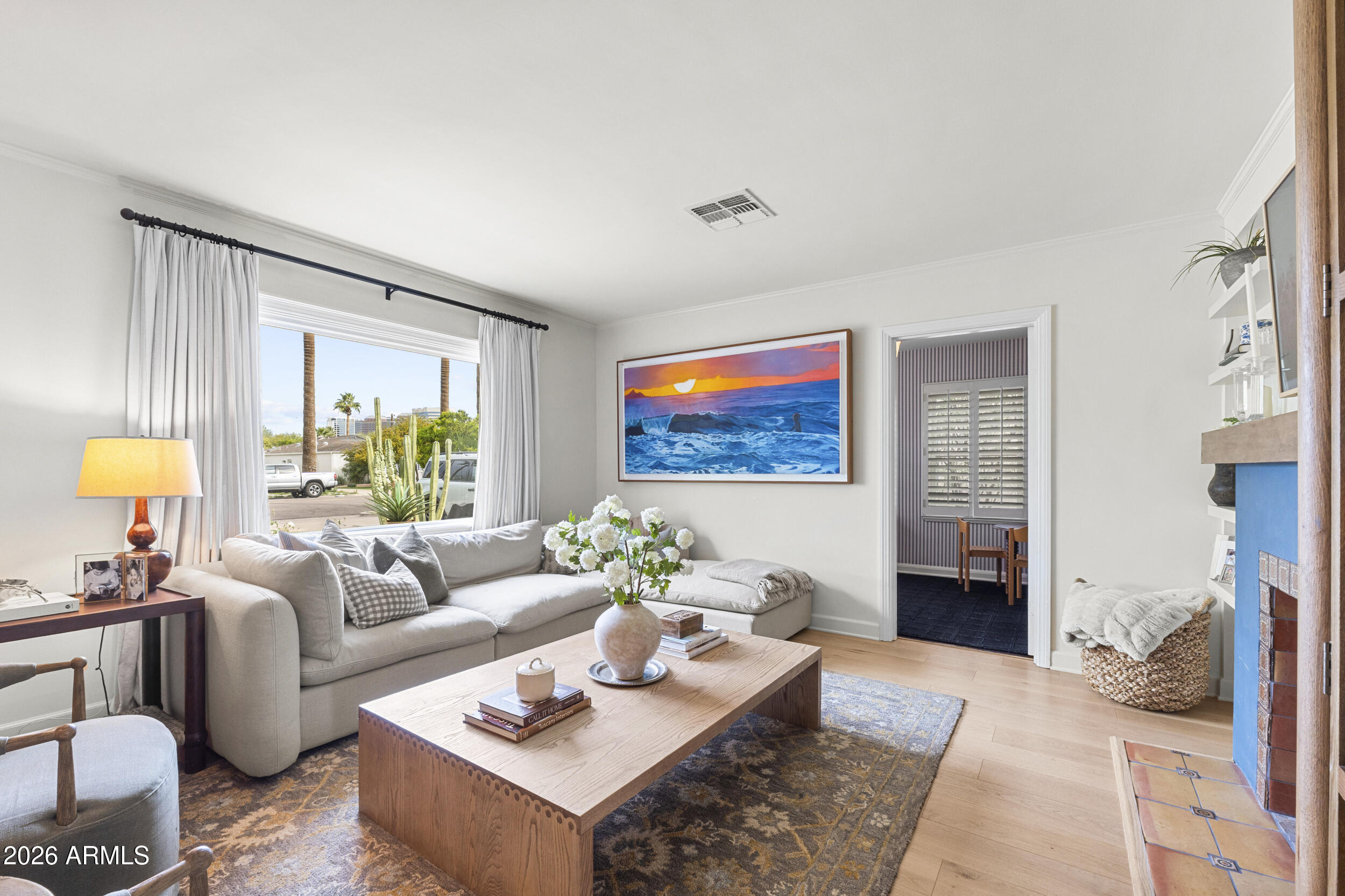 317 W ENCANTO Boulevard