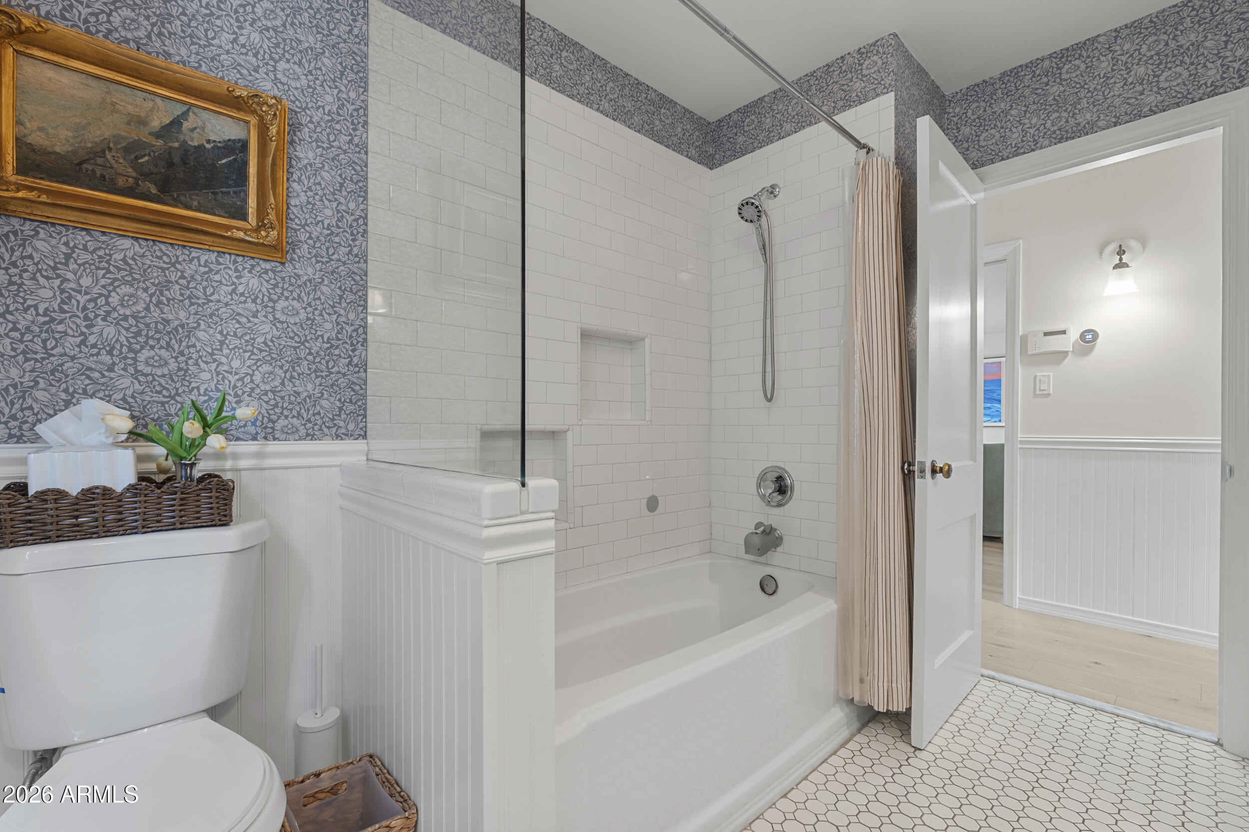 317 W ENCANTO Boulevard