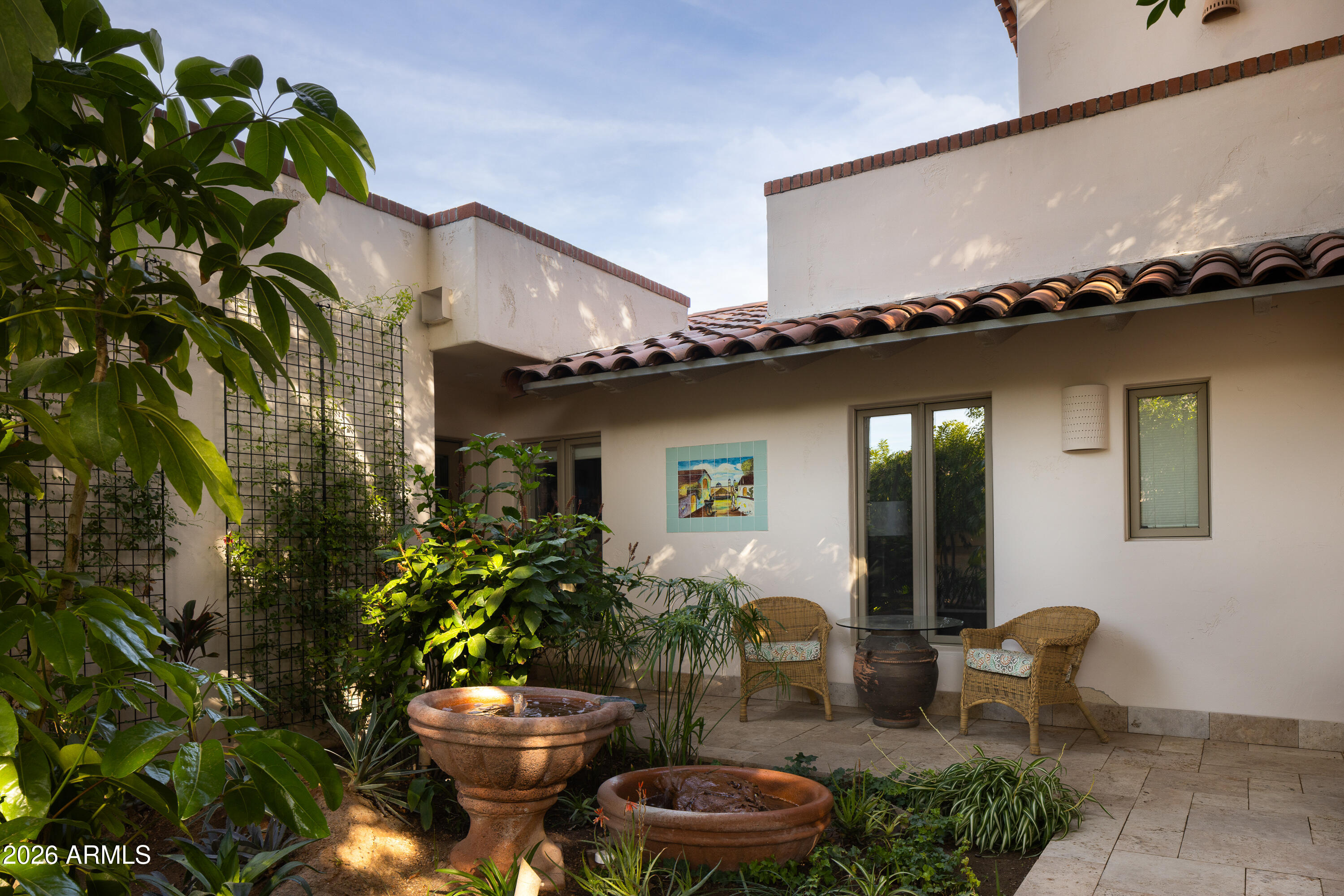 3042 N MANOR Drive E