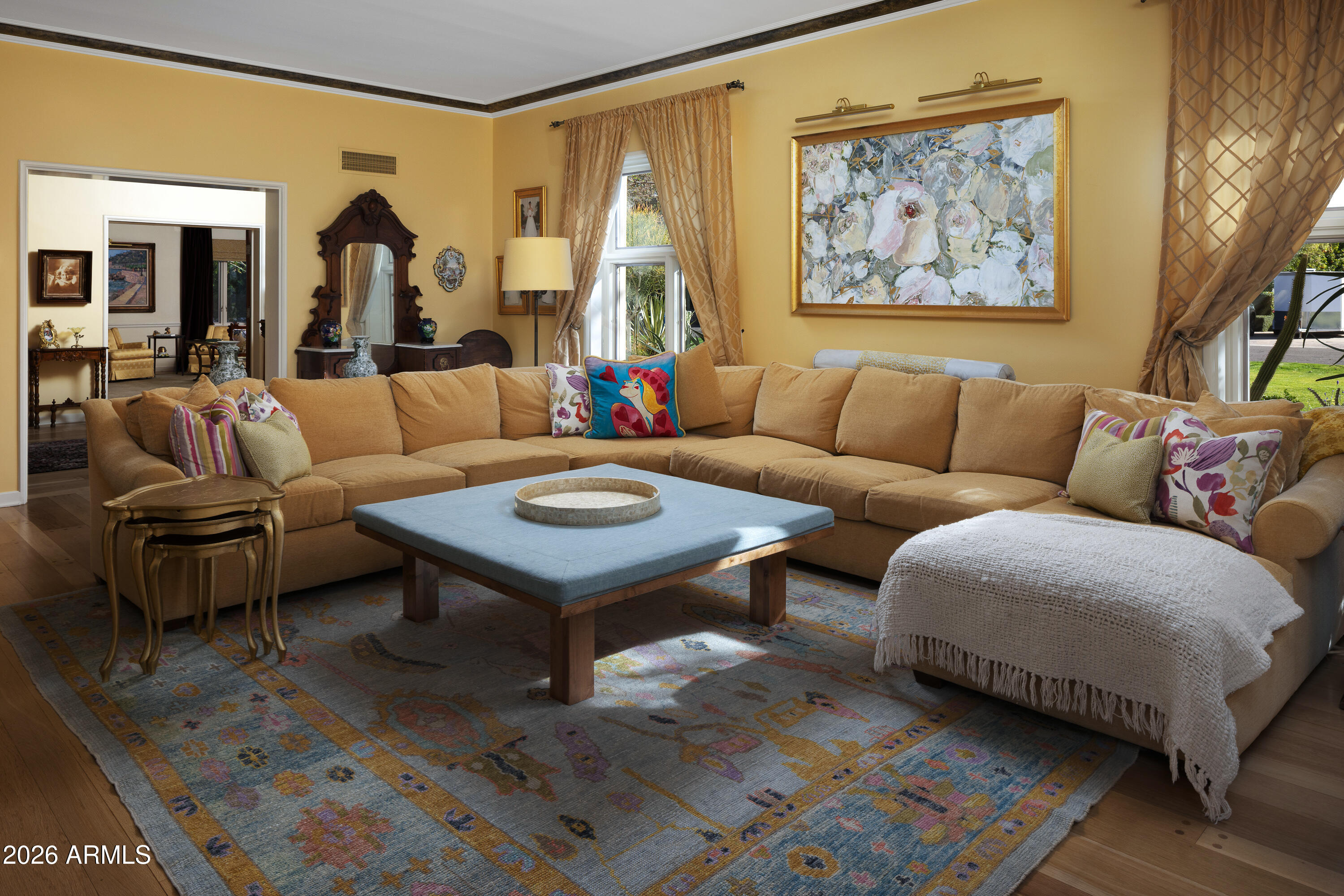 3042 N MANOR Drive E