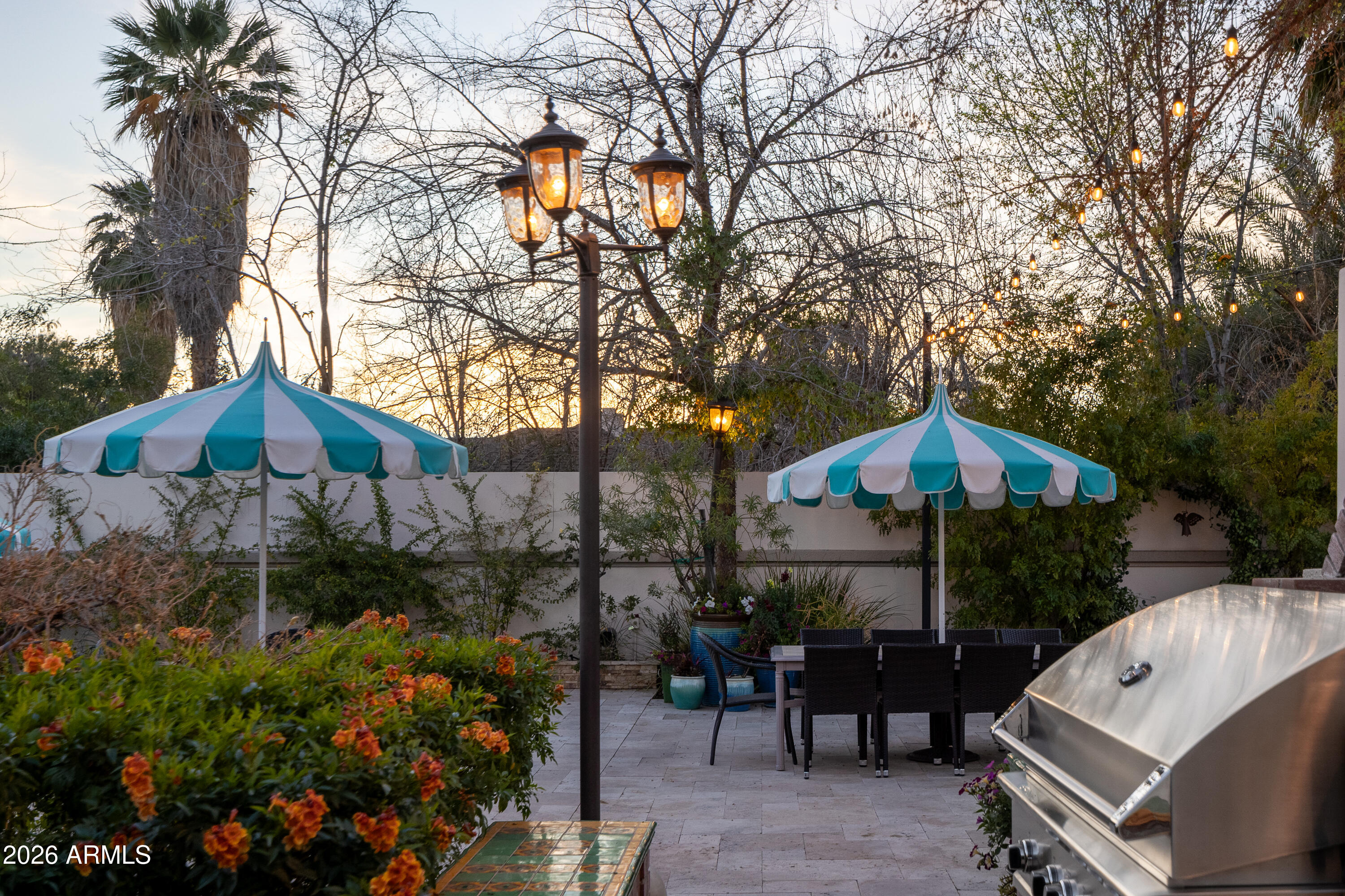 3042 N MANOR Drive E