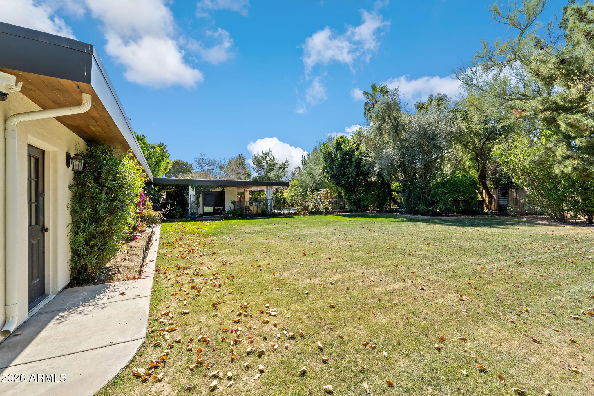 6524 N 61ST Street