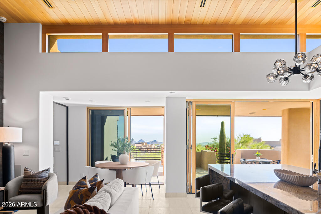 40041 N 111TH Place 44