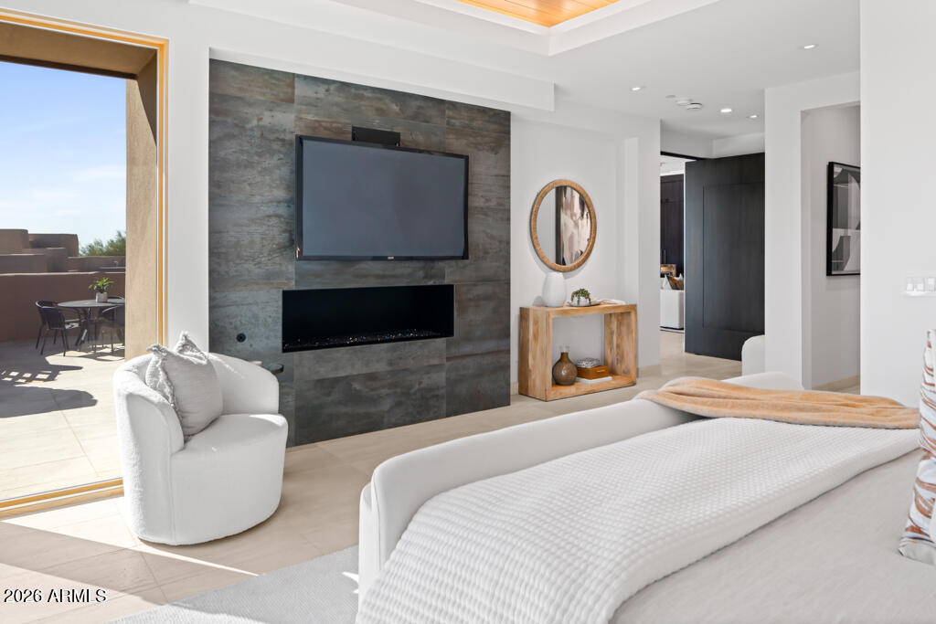 40041 N 111TH Place 44