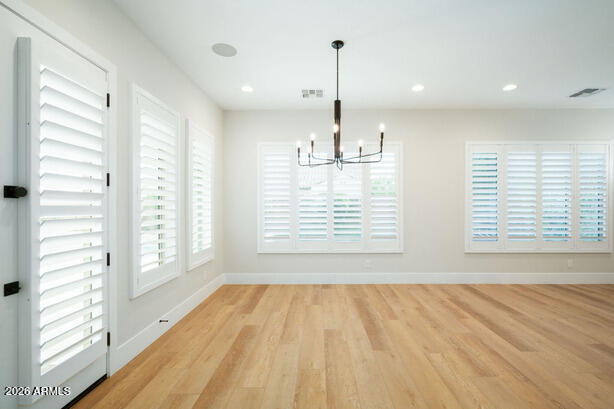 5537 E VIA CABALLO BLANCO