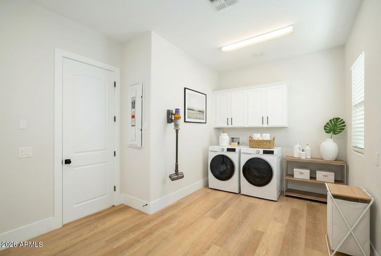 5537 E VIA CABALLO BLANCO