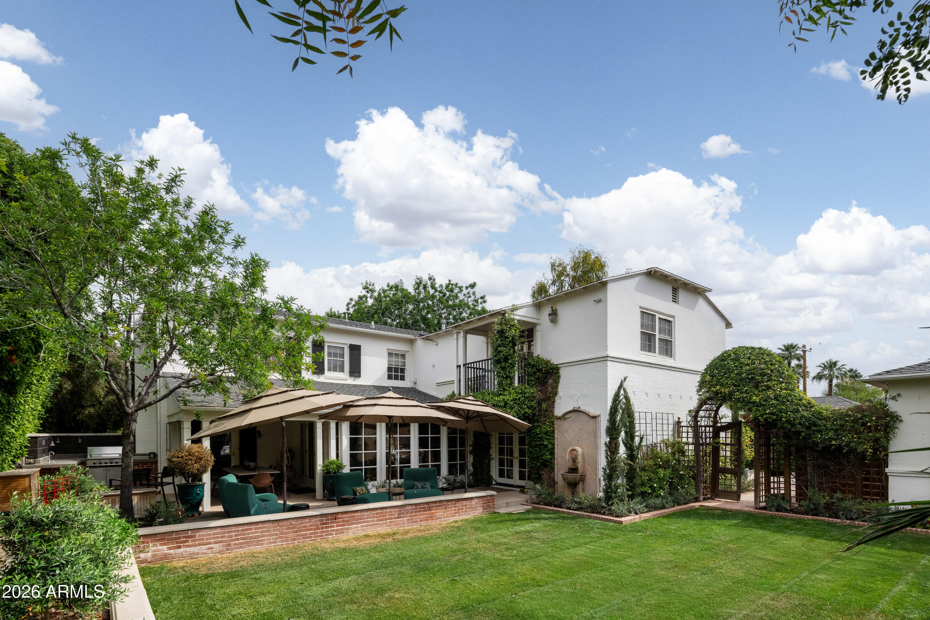 917 ENCANTO Drive SW