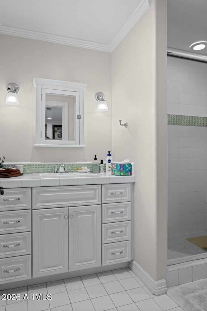 2126 E Pasadena Avenue