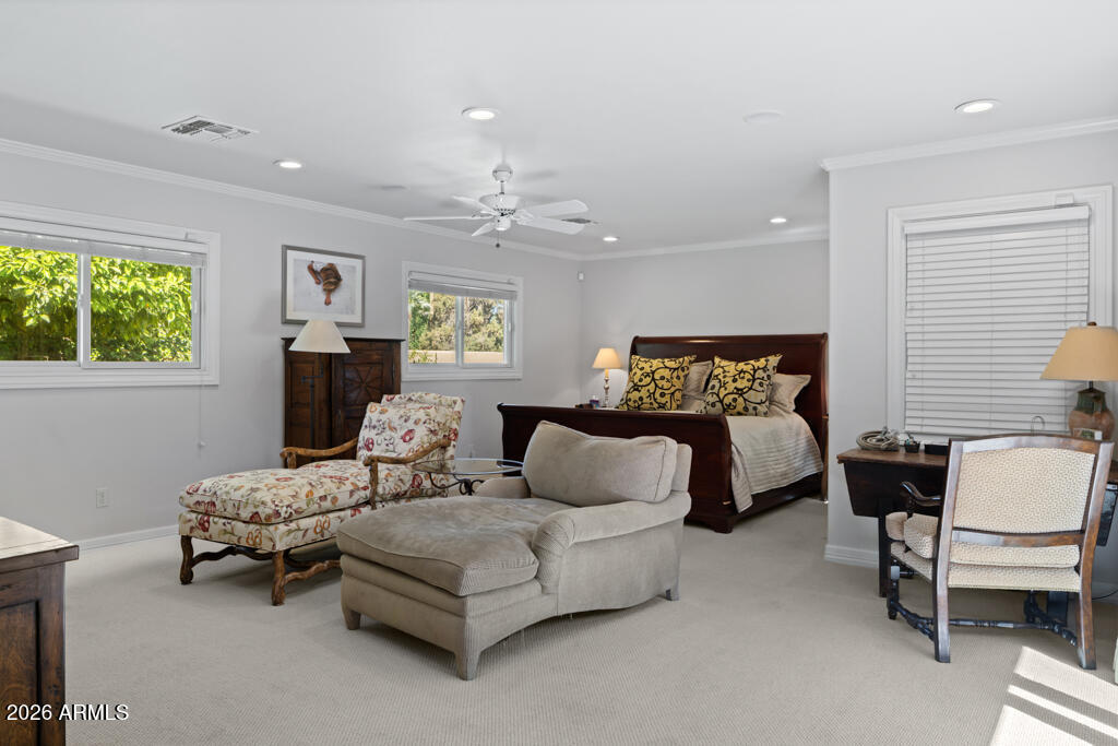 2126 E Pasadena Avenue