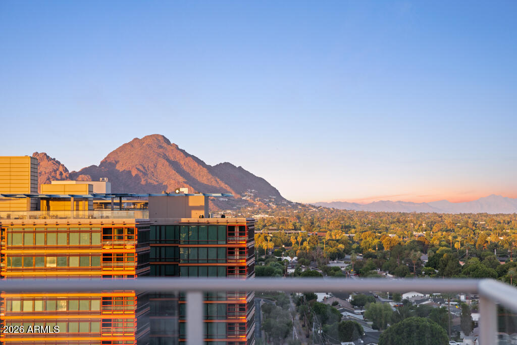 2211 E CAMELBACK Road 902