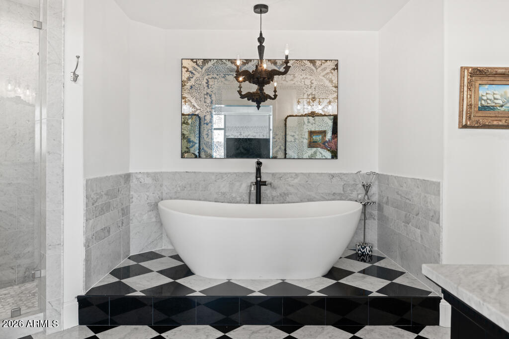 2211 E CAMELBACK Road 902