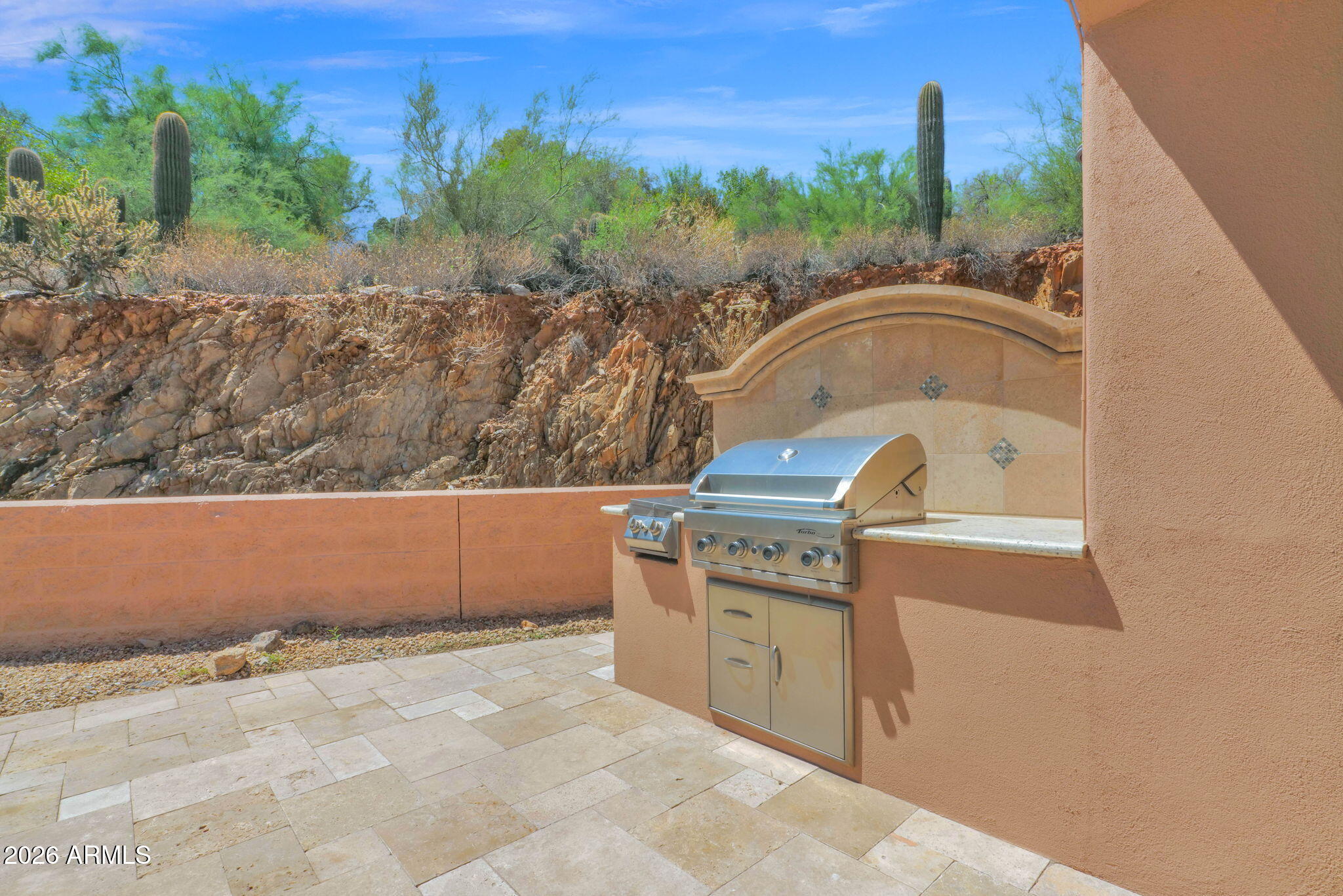 4141 E LAKESIDE Lane