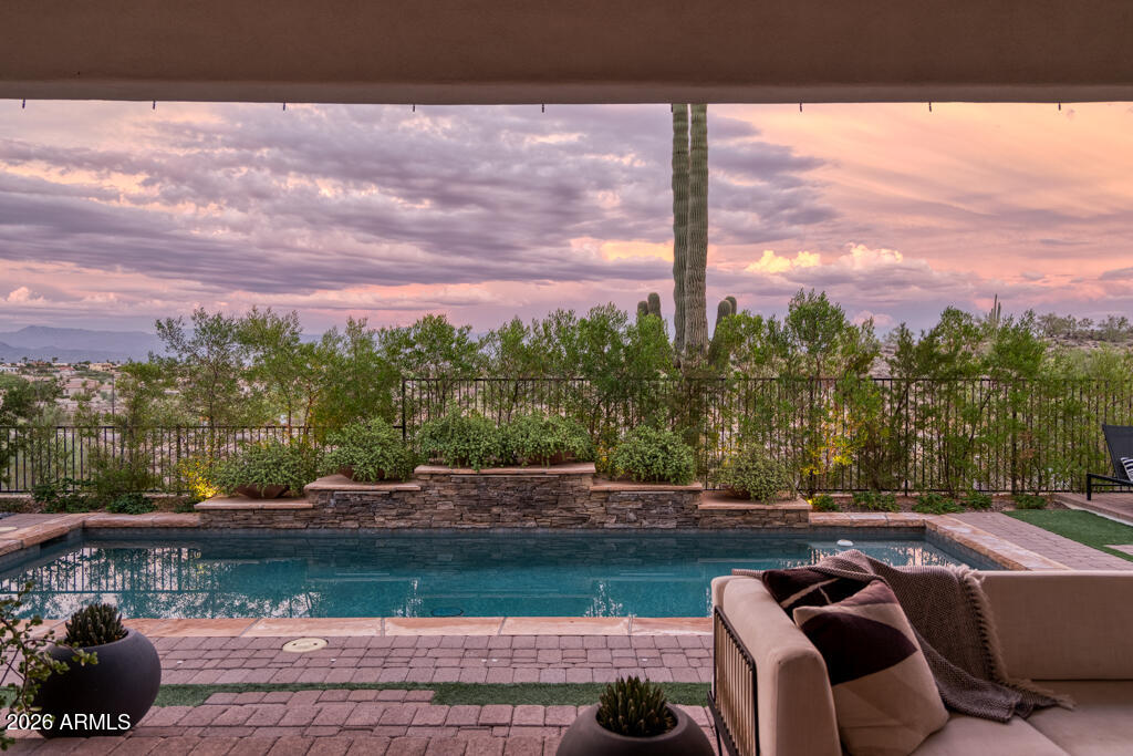 10827 N SONORA Vista