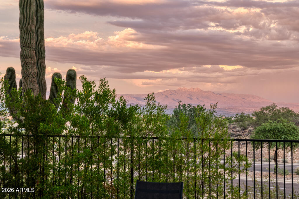 10827 N SONORA Vista