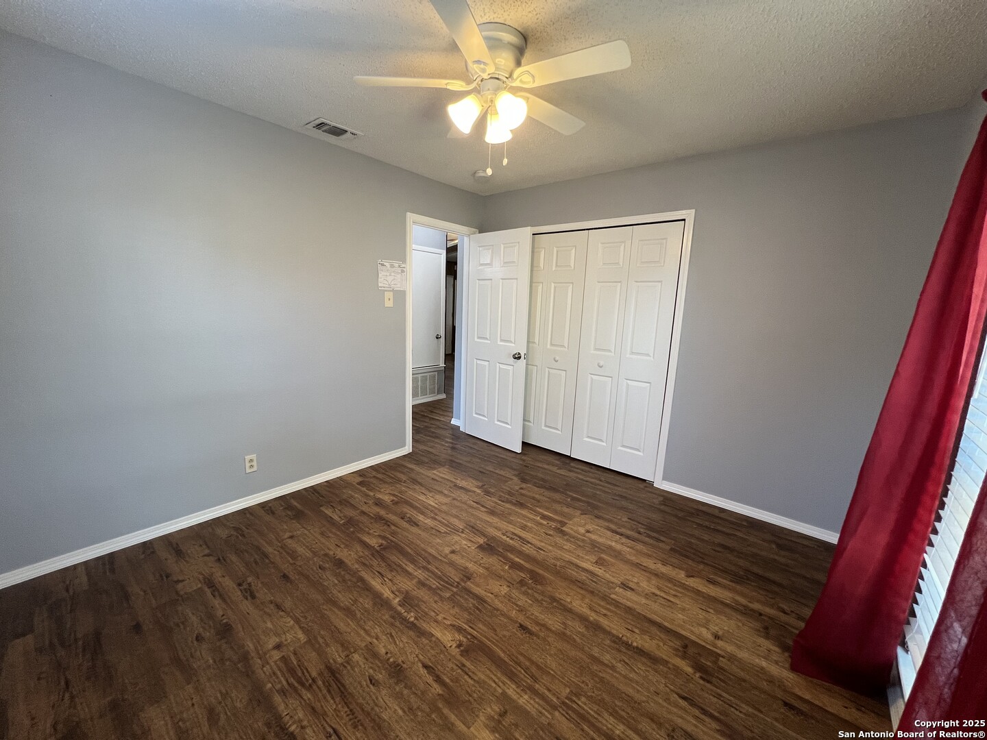 5806 Tree View