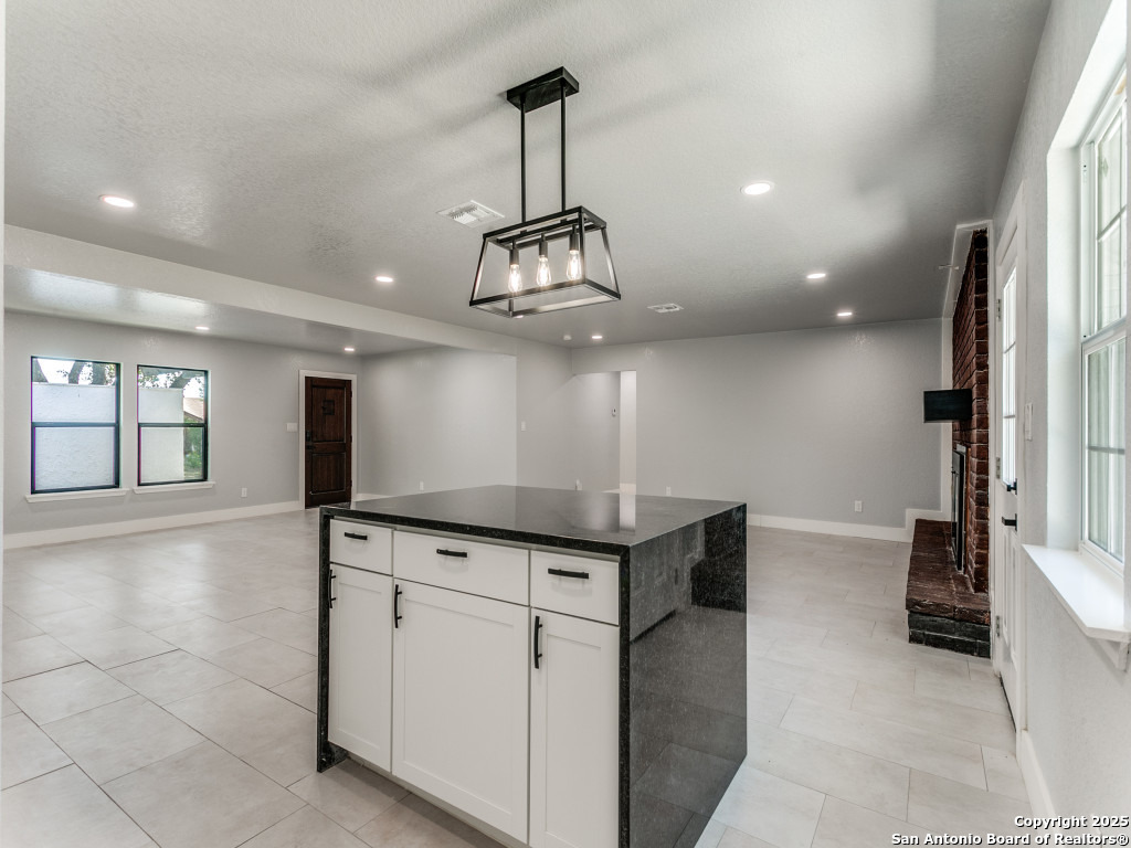 5422 Cerro Vista