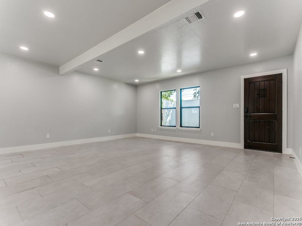 5422 Cerro Vista