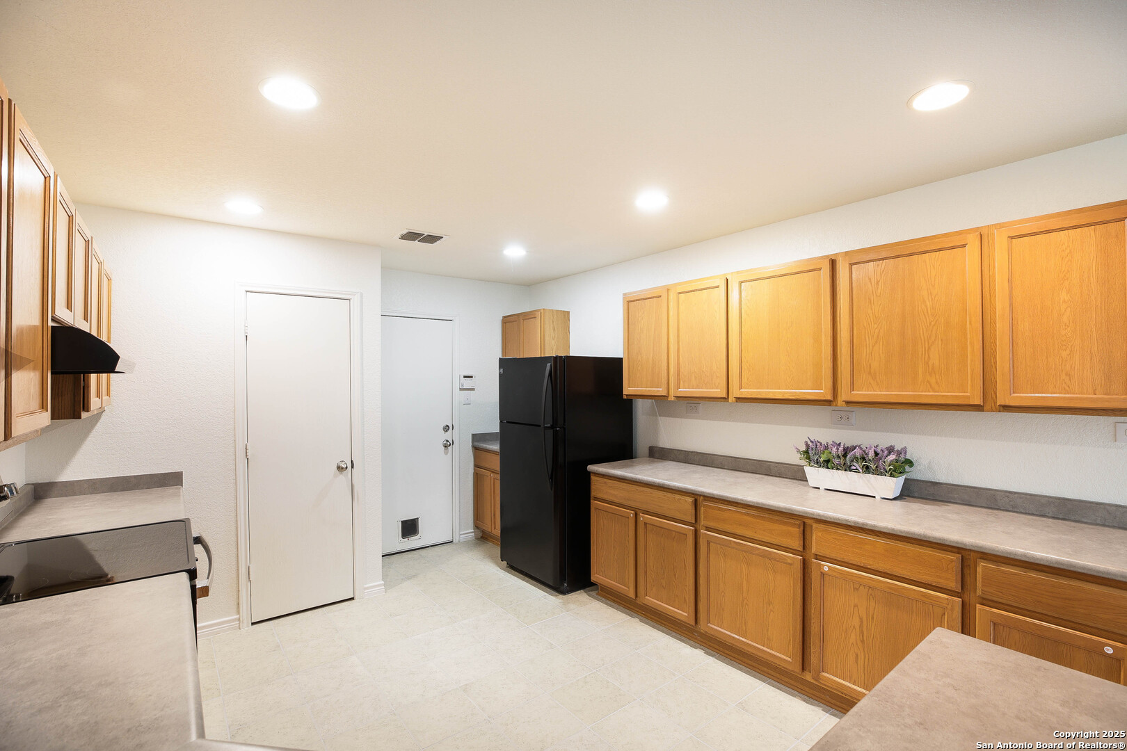 8607 Egret Ct