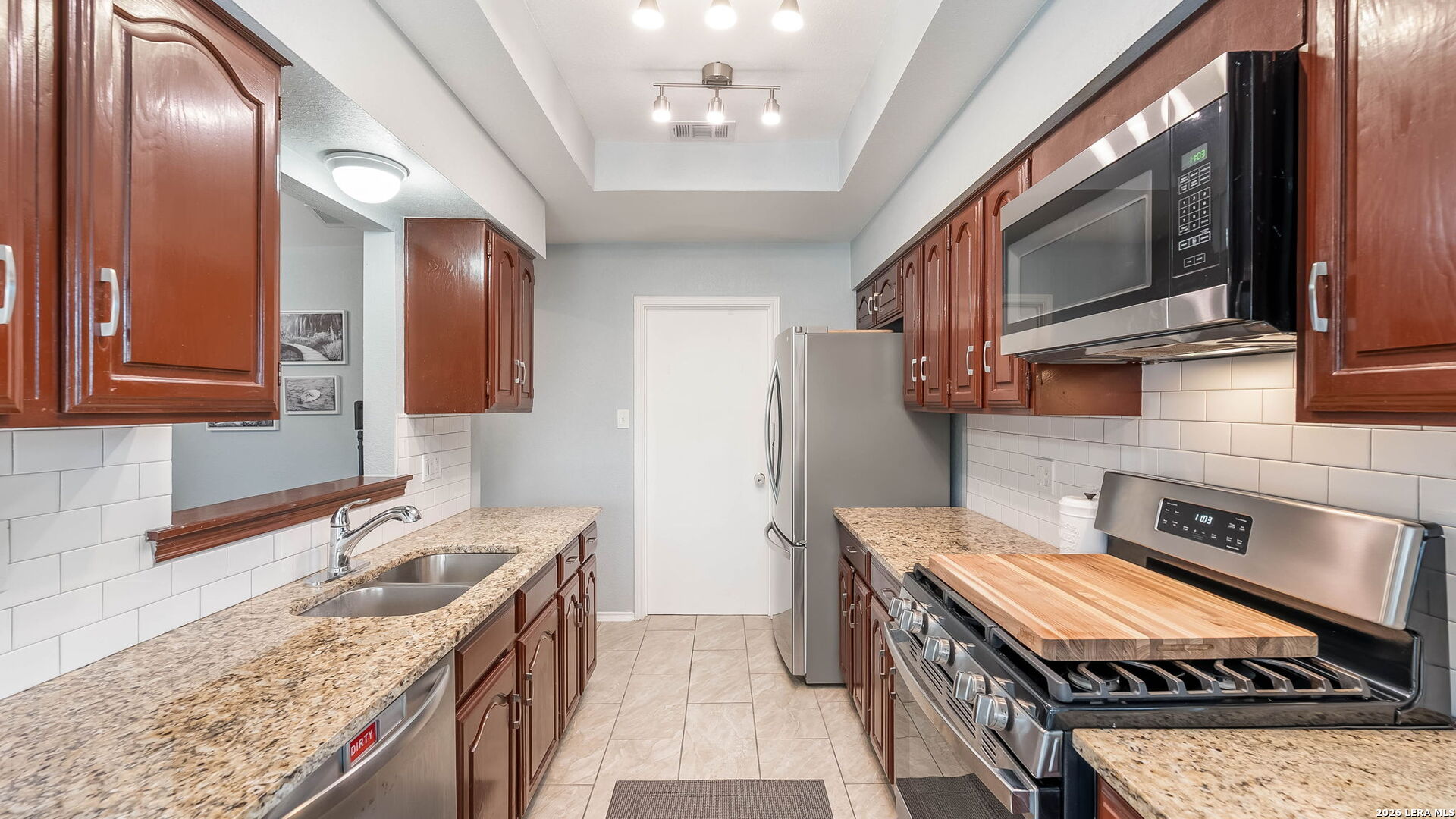 7863 Hawk Trail