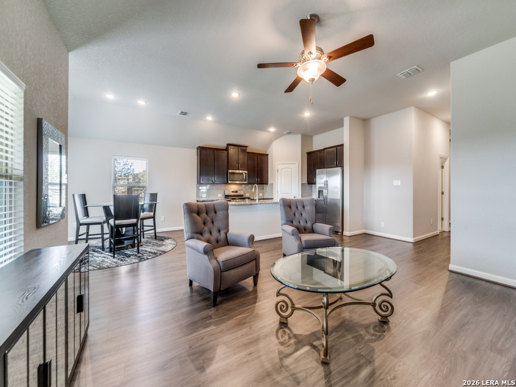 205 Parkview