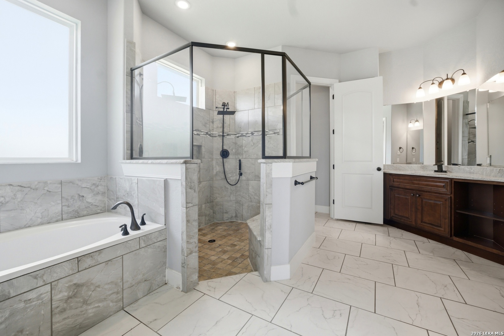 124 Merlin Ct