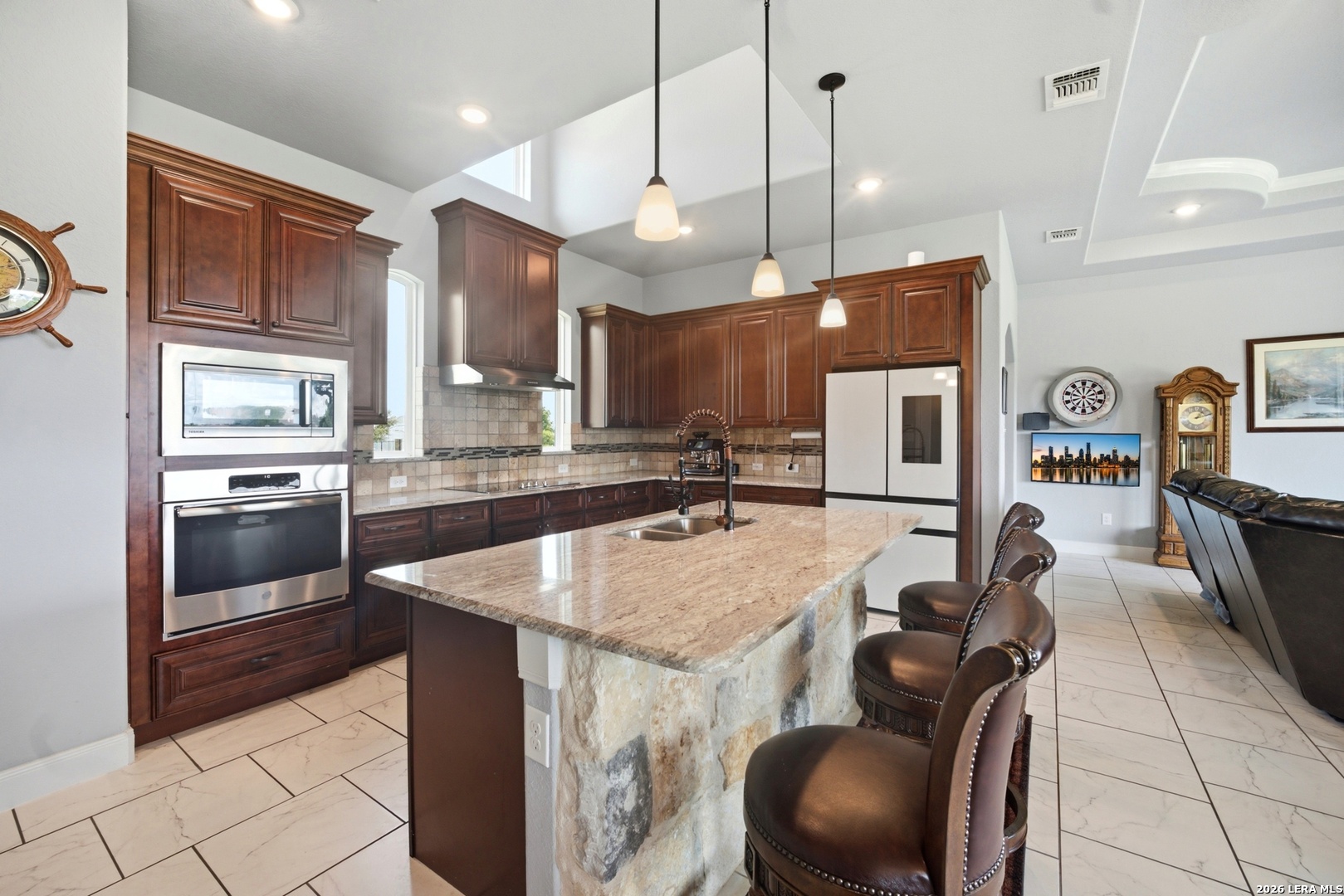 124 Merlin Ct