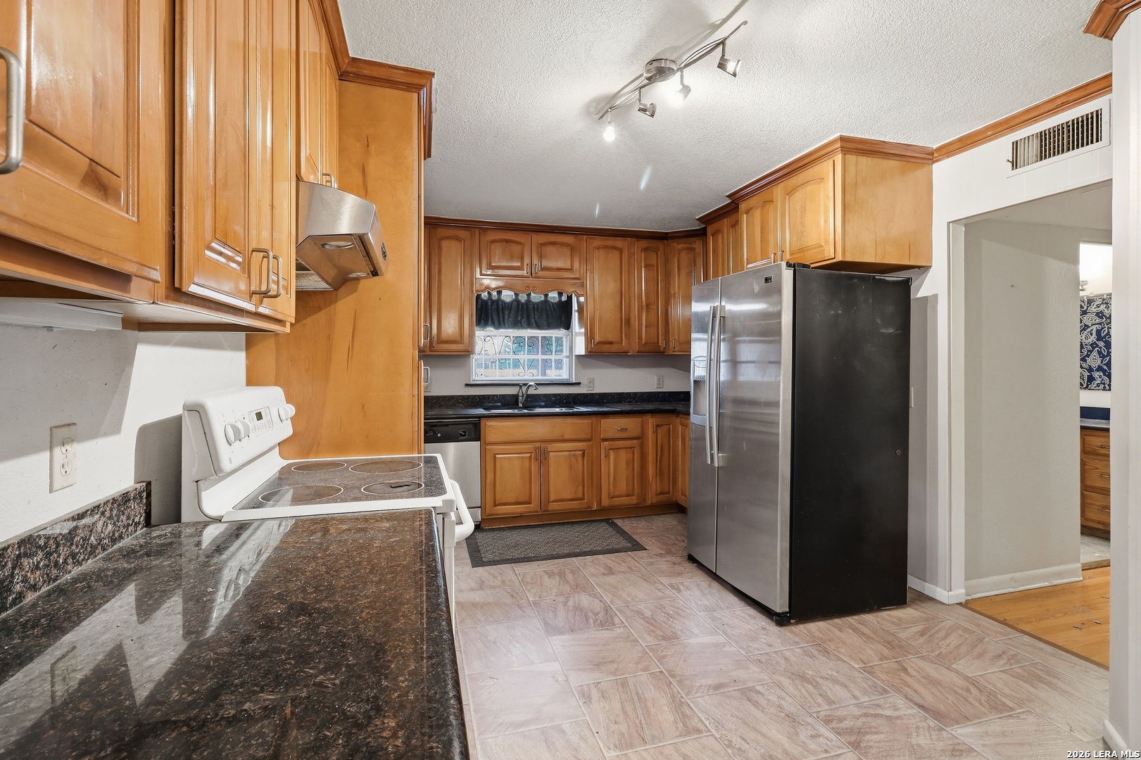 407 MONTPELIER DR