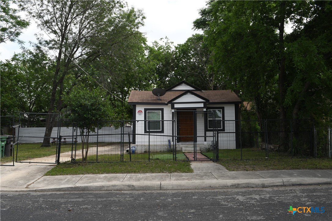 314 Huerta Street