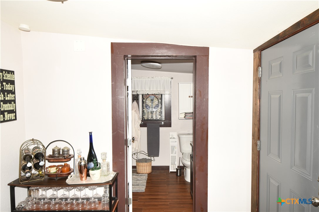 834 Potomac