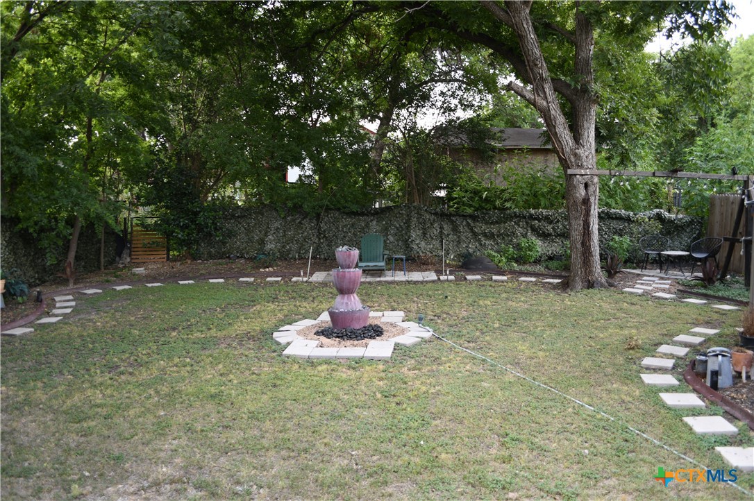 834 Potomac