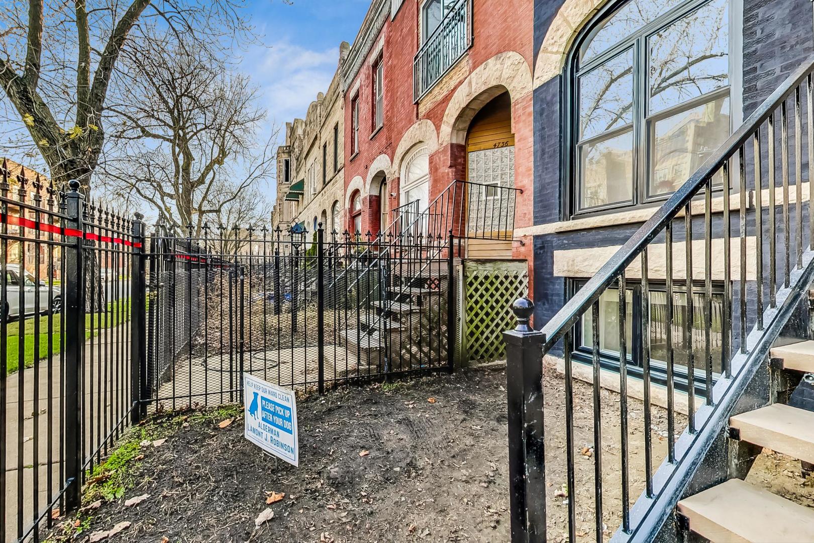 4734 S Langley Avenue