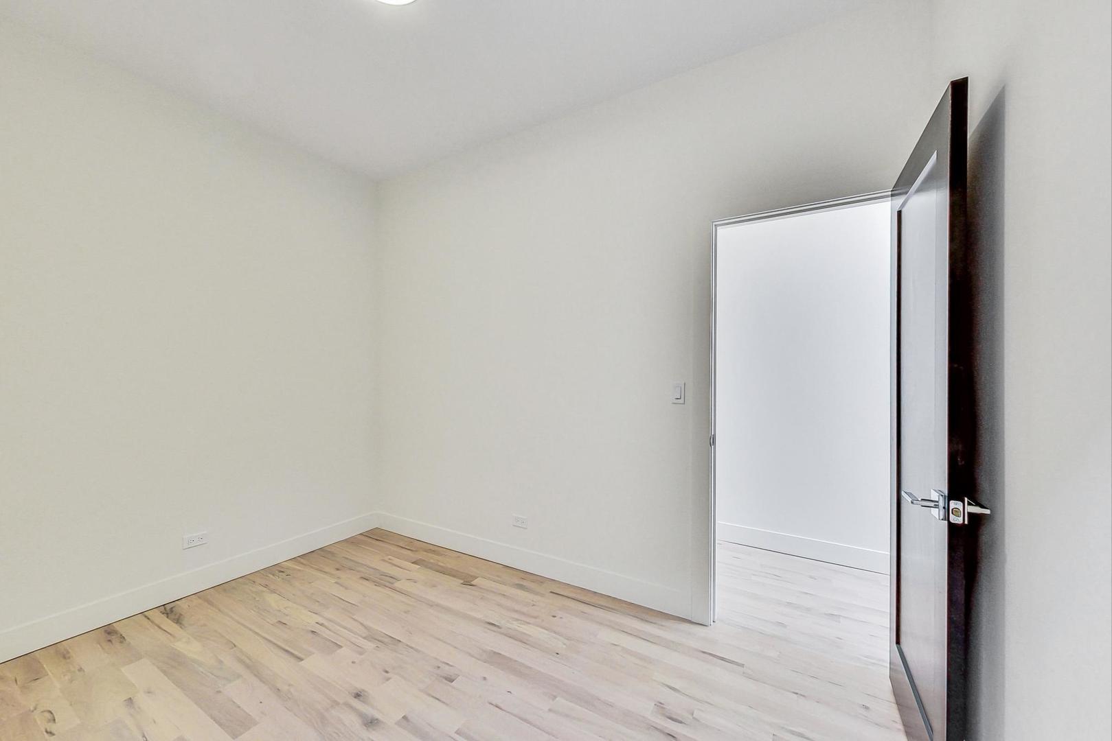 4734 S Langley Avenue