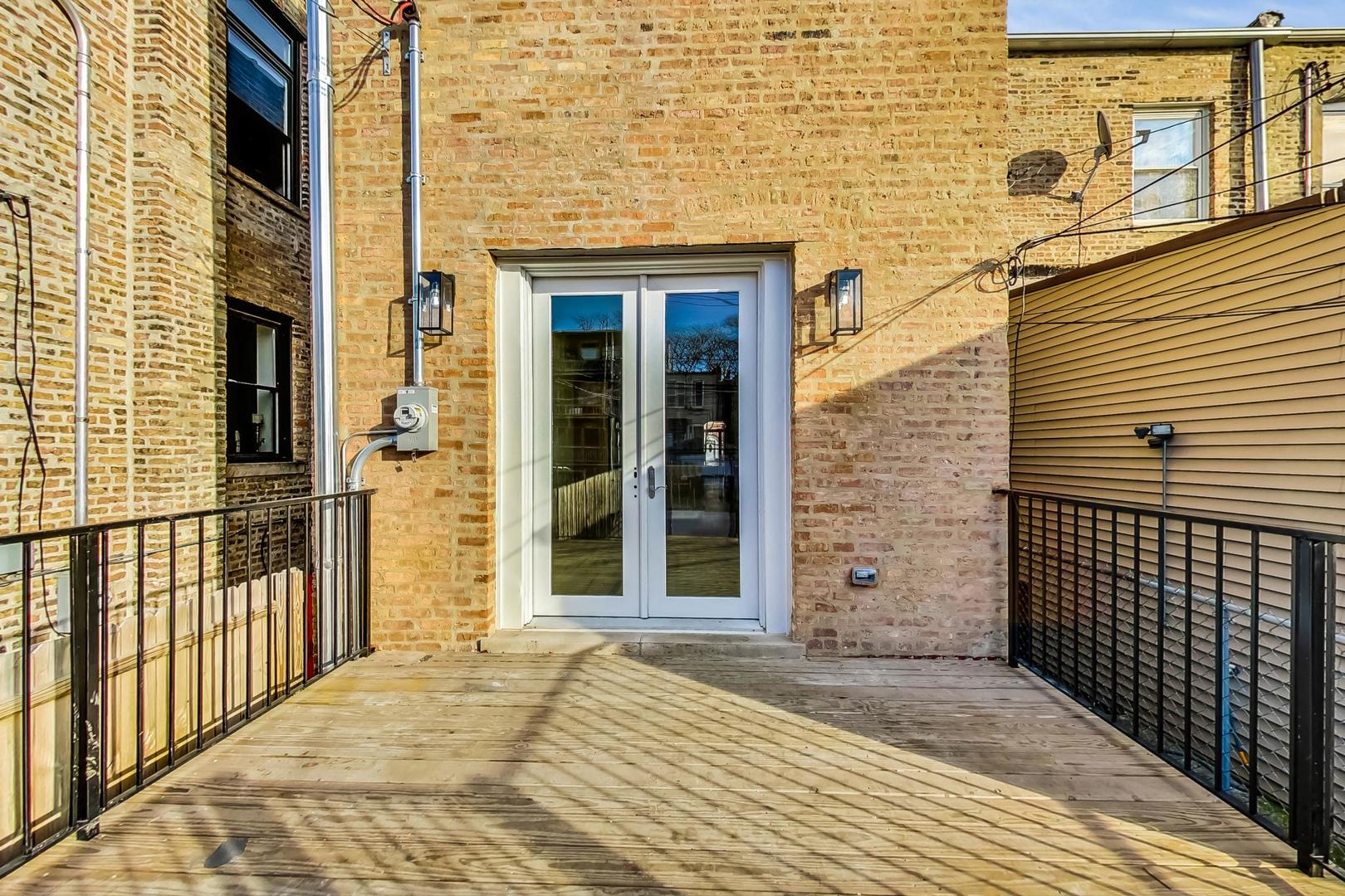 4734 S Langley Avenue