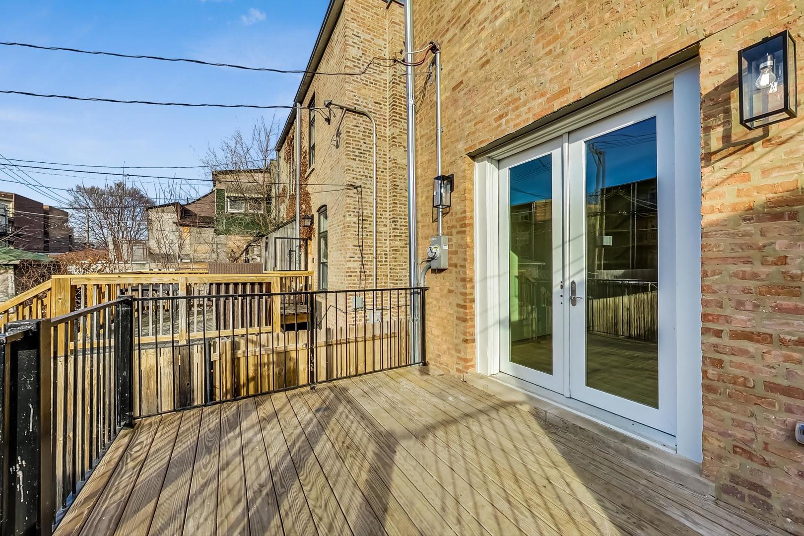 4734 S Langley Avenue