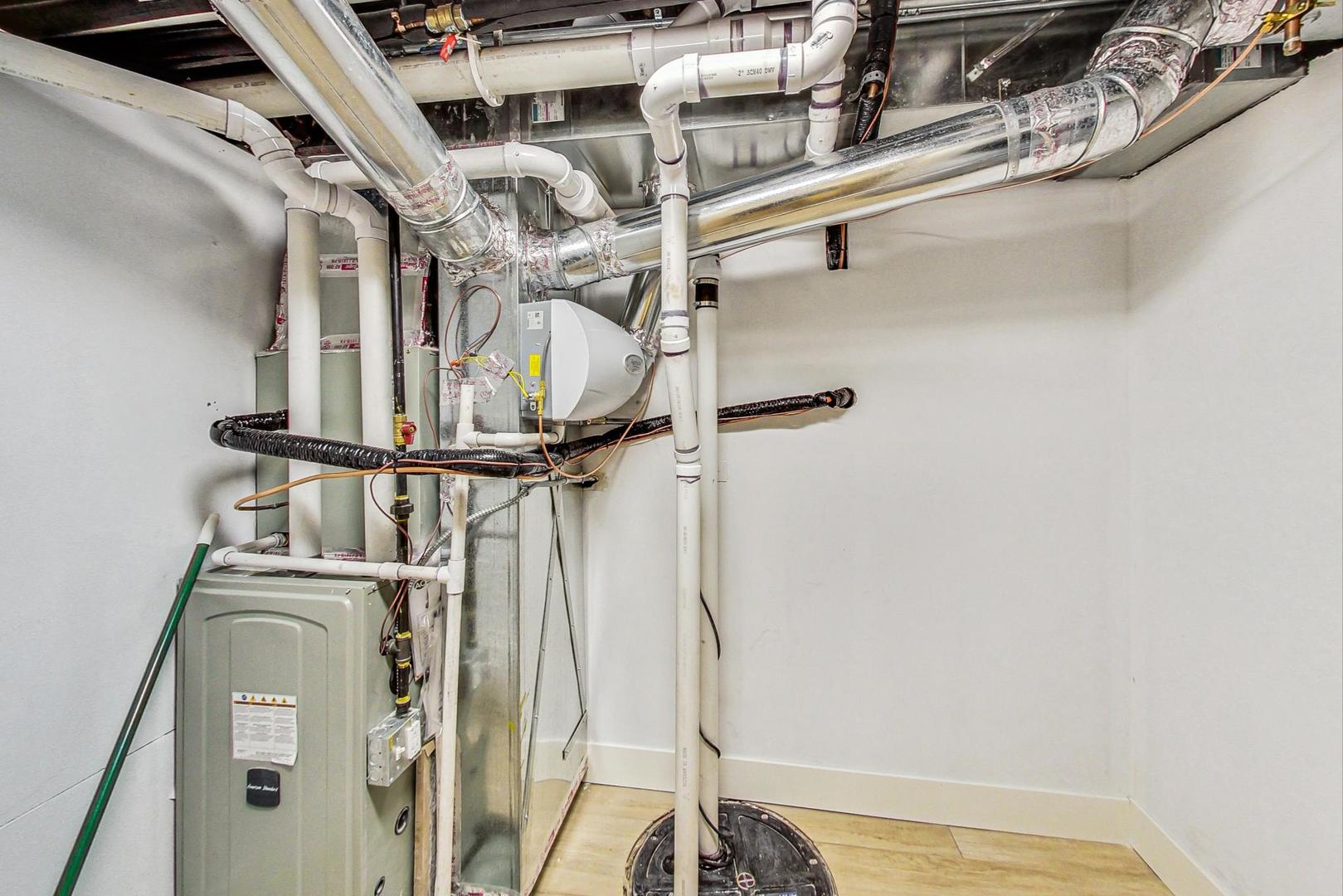 4734 S Langley Avenue