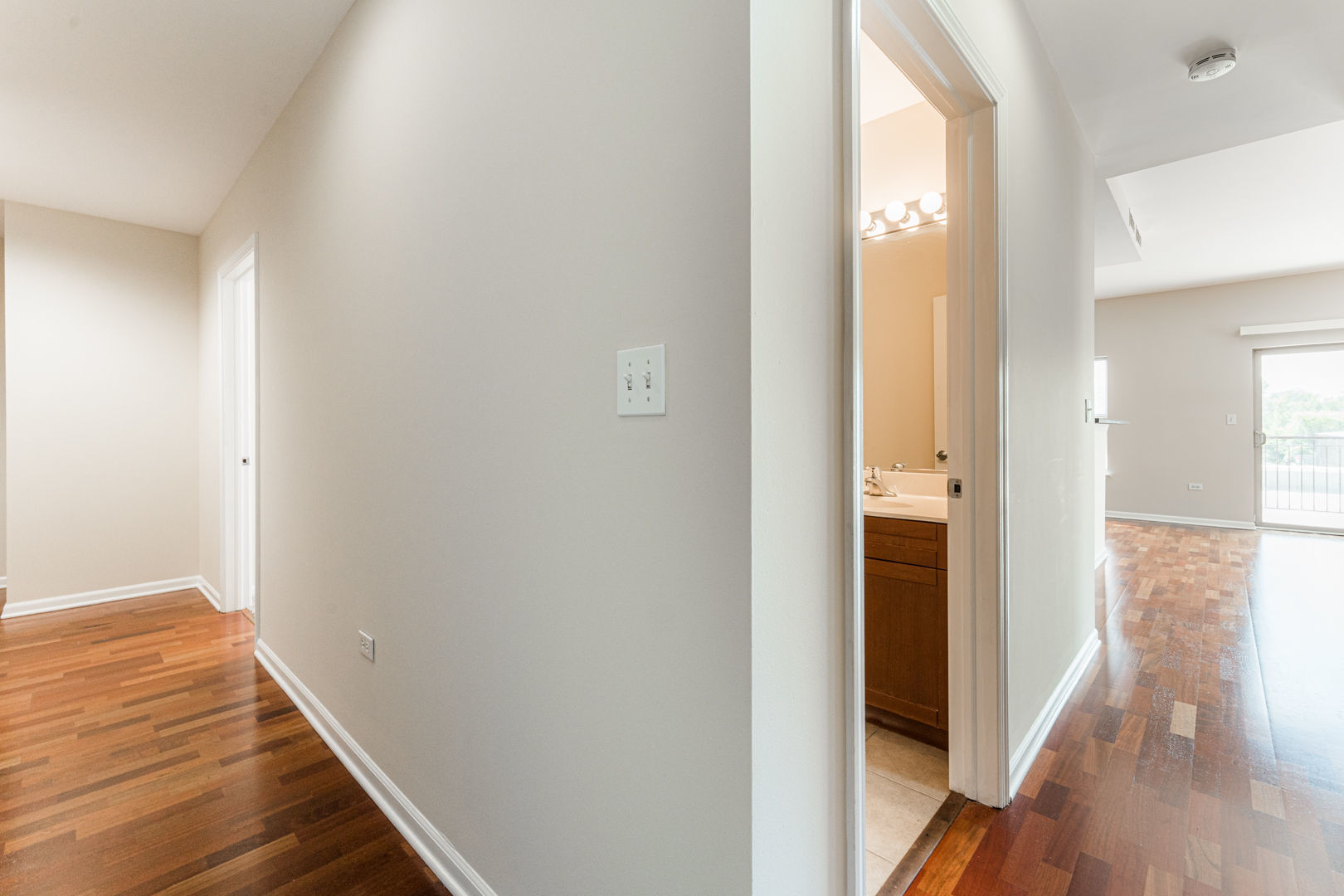 1650 Riverwoods Drive Unit: 206