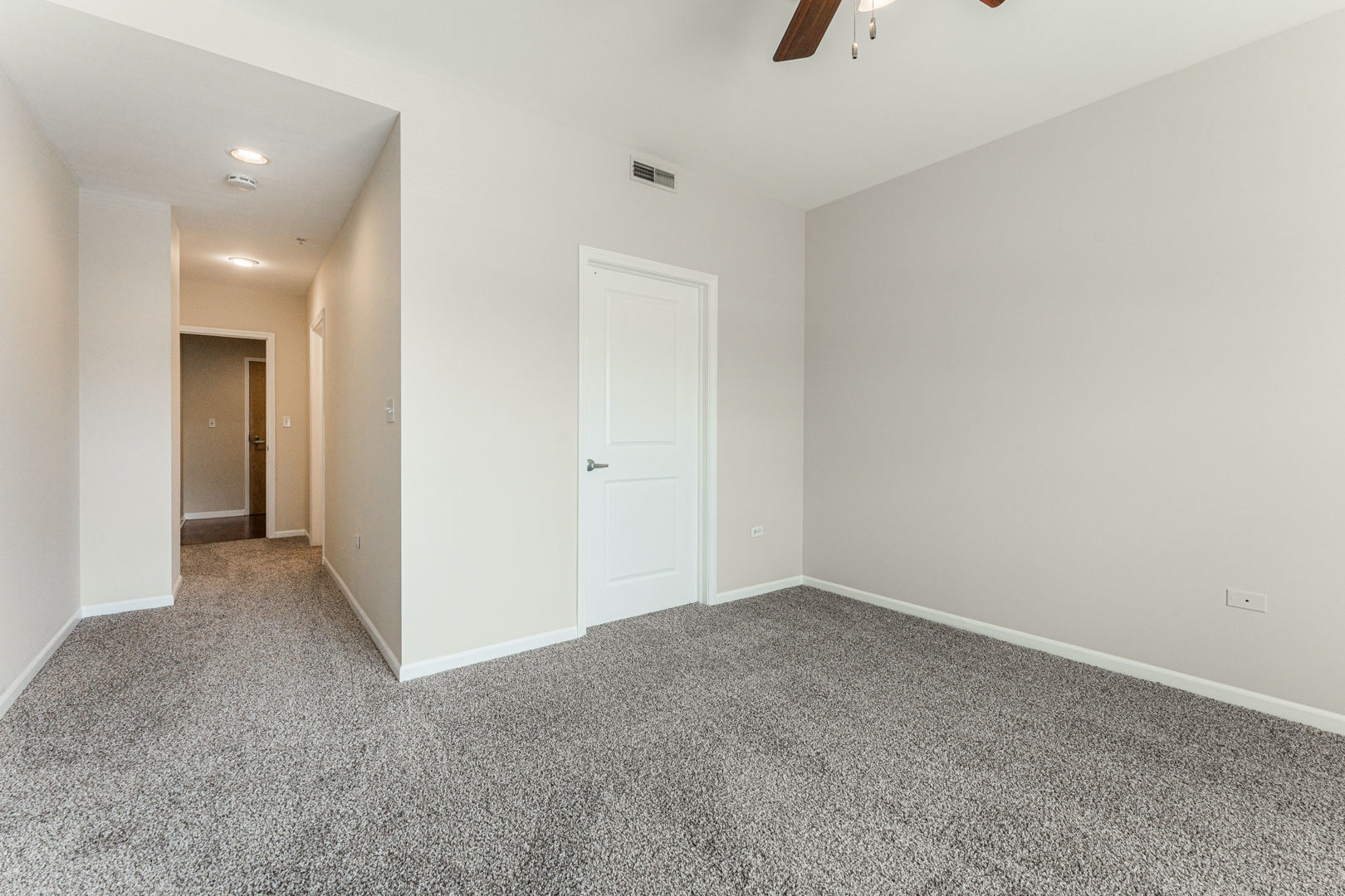 1650 Riverwoods Drive Unit: 206
