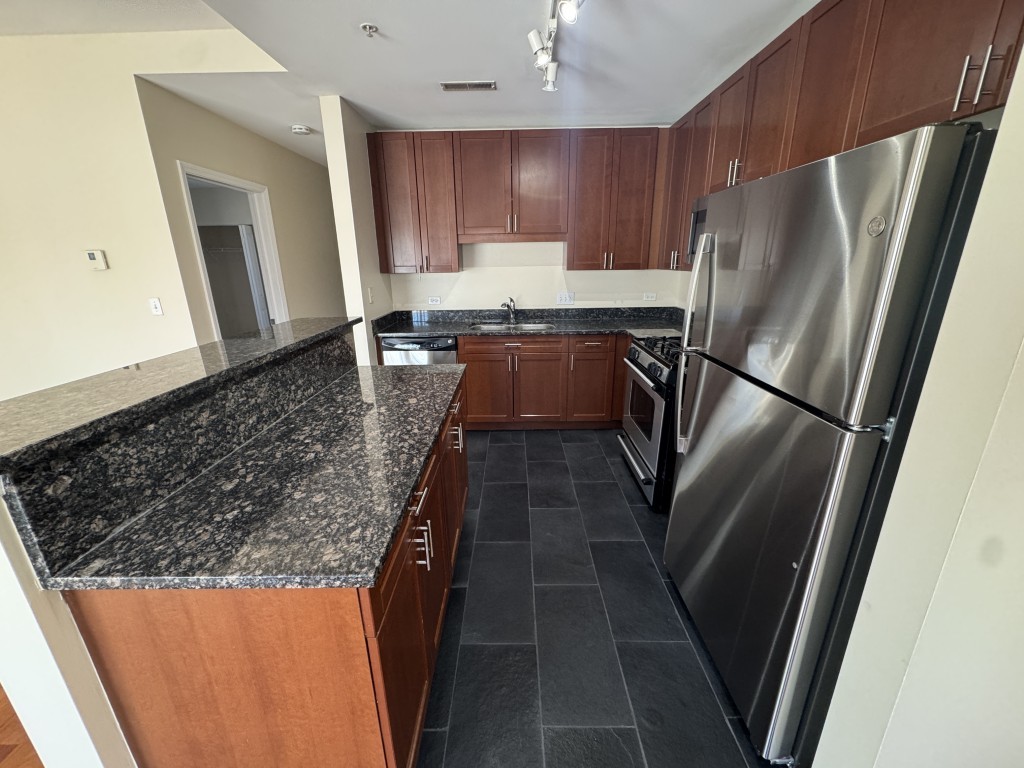 1650 Riverwoods Drive Unit: 206