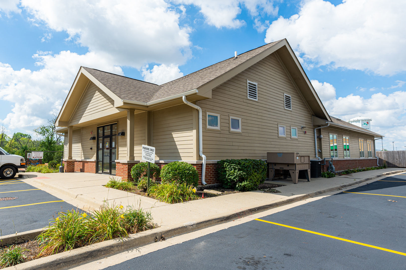 1650 Riverwoods Drive Unit: 206