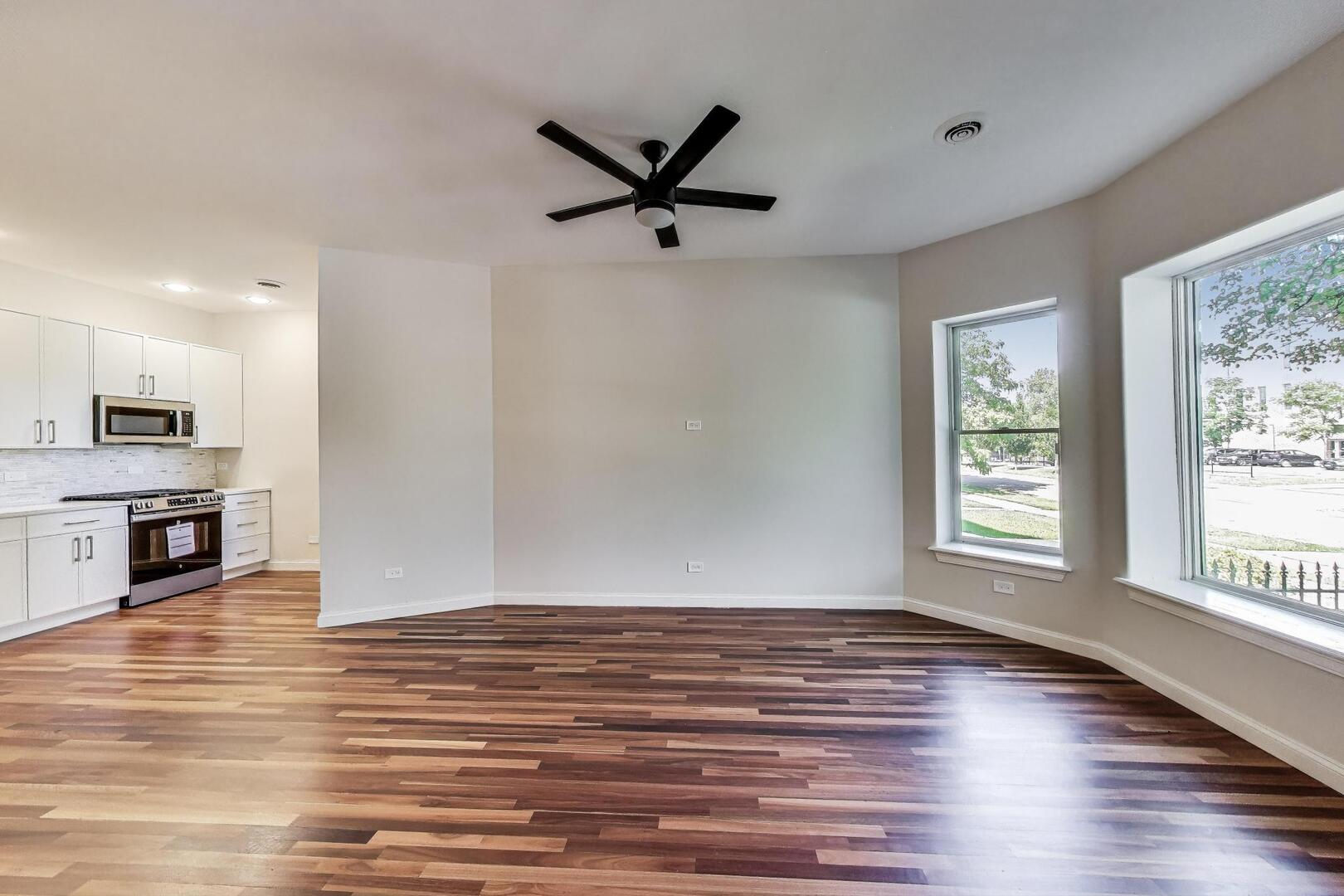 6318 S Greenwood Avenue Unit: 1