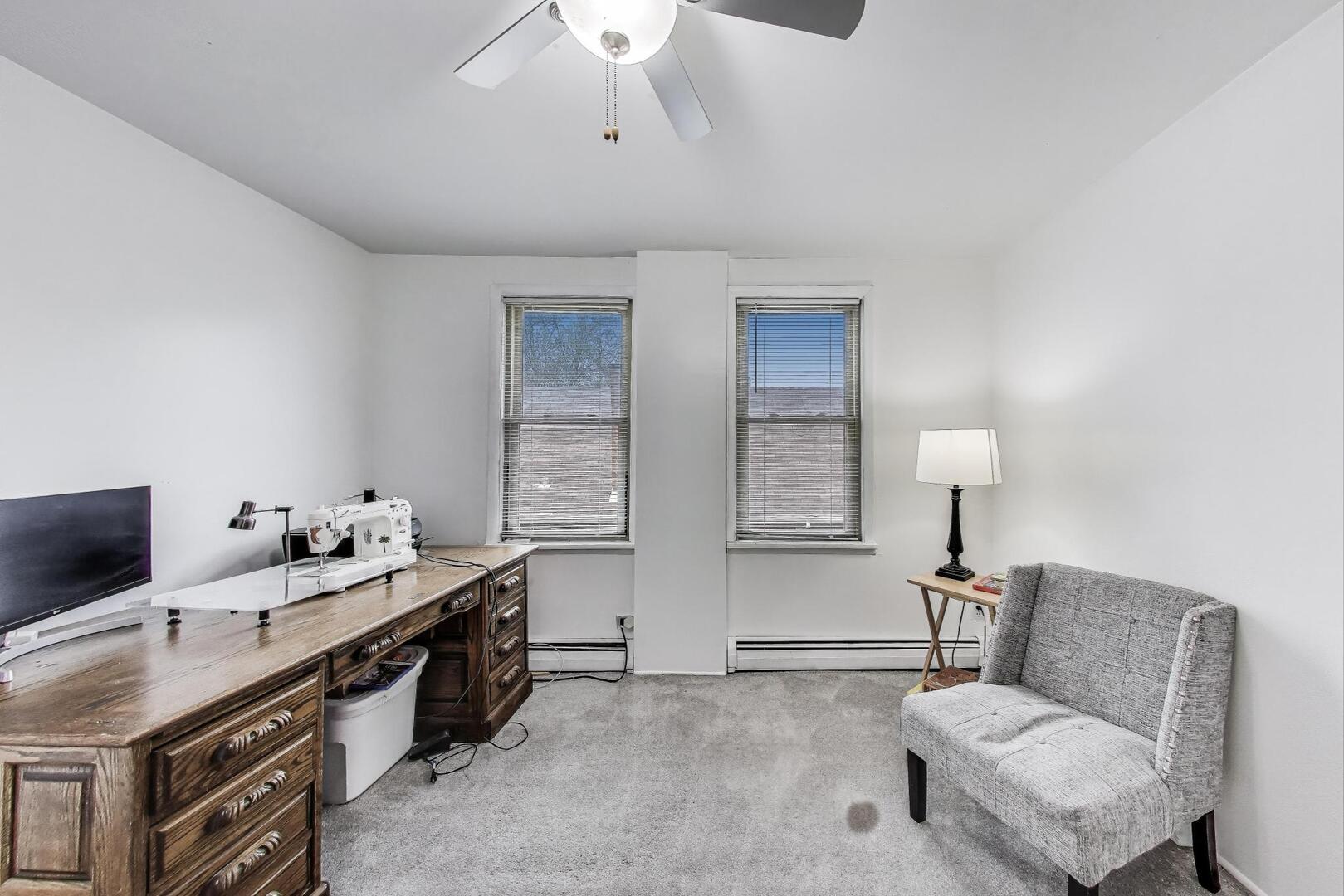 2253 W 110th Place