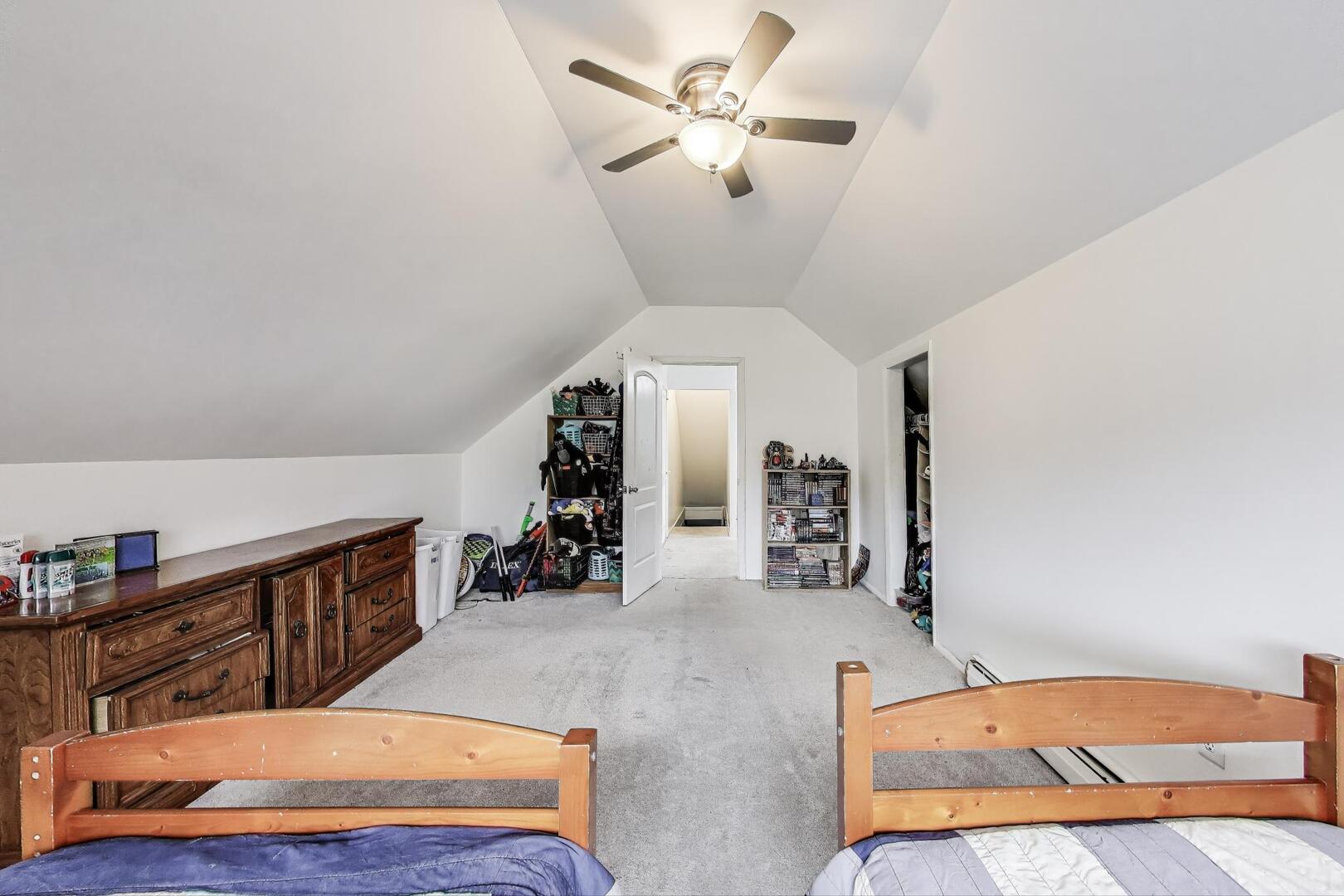 2253 W 110th Place