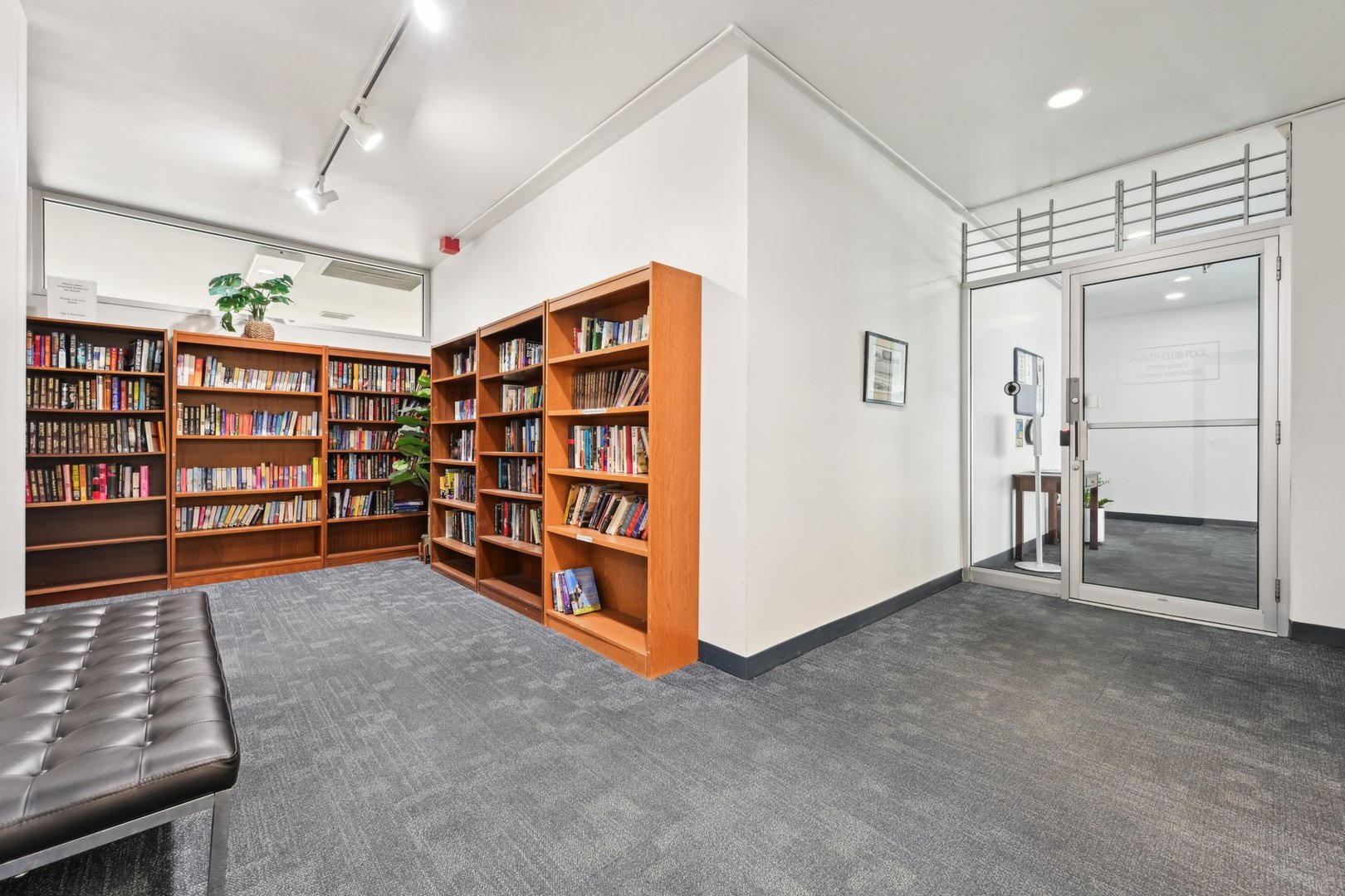 4800 S Chicago Beach Drive Unit: 702S