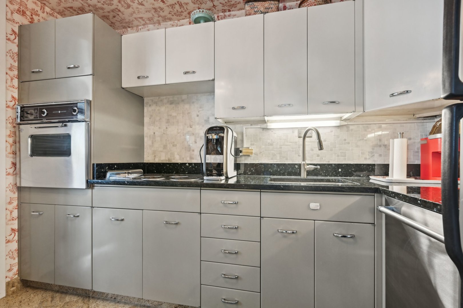 4800 S Chicago Beach Drive Unit: 702S