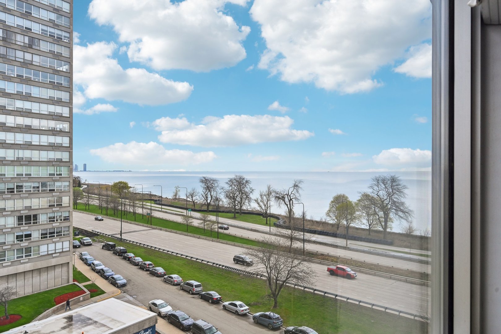 4800 S Chicago Beach Drive Unit: 702S