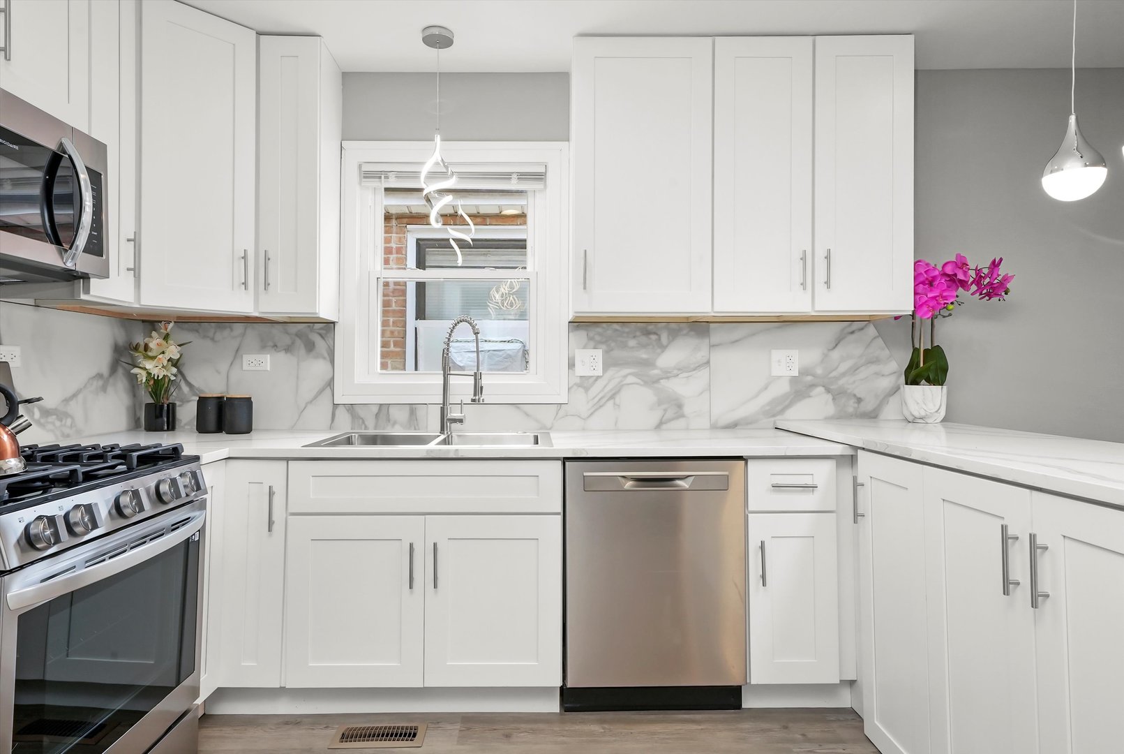 11517 S Ashland Avenue