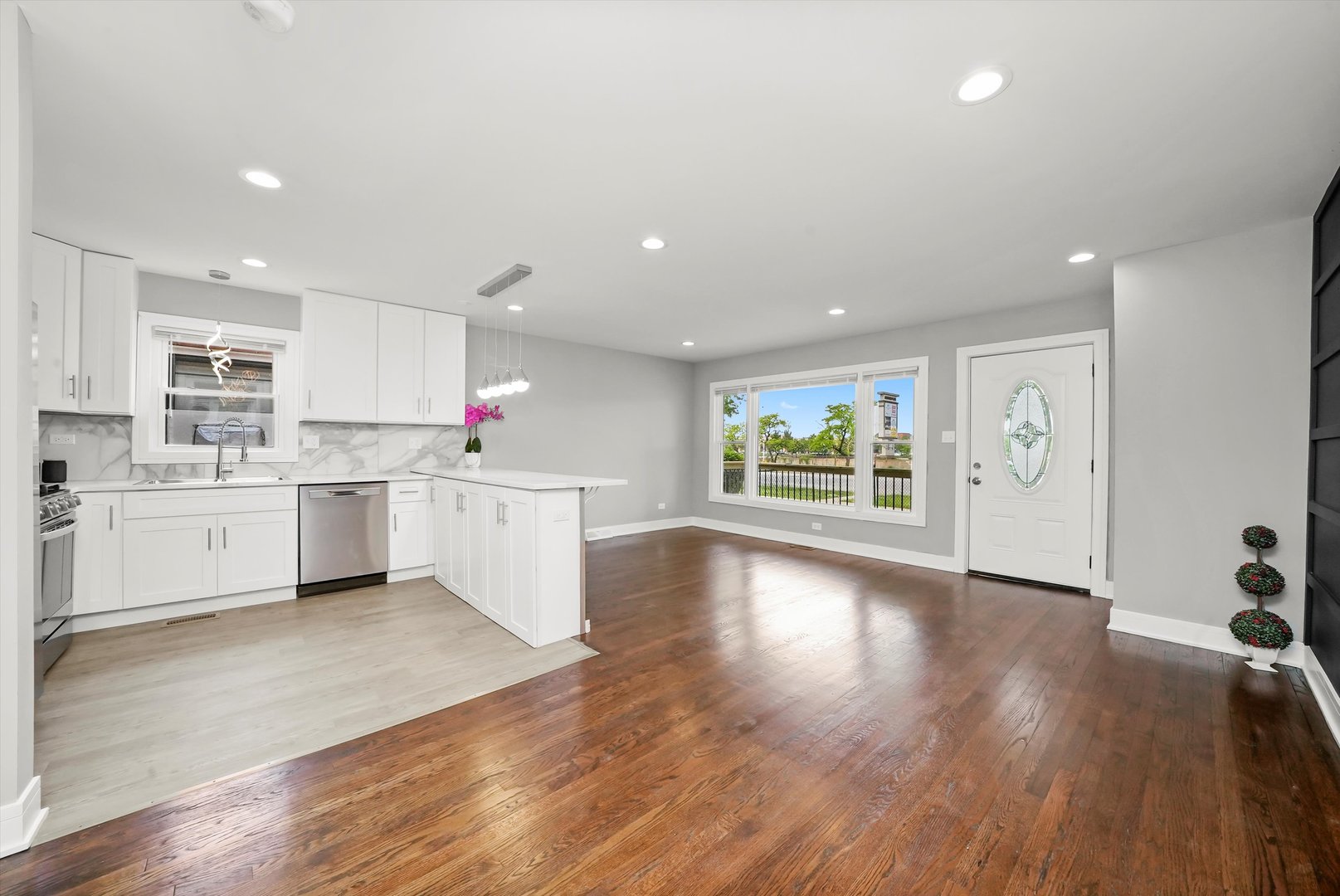 11517 S Ashland Avenue